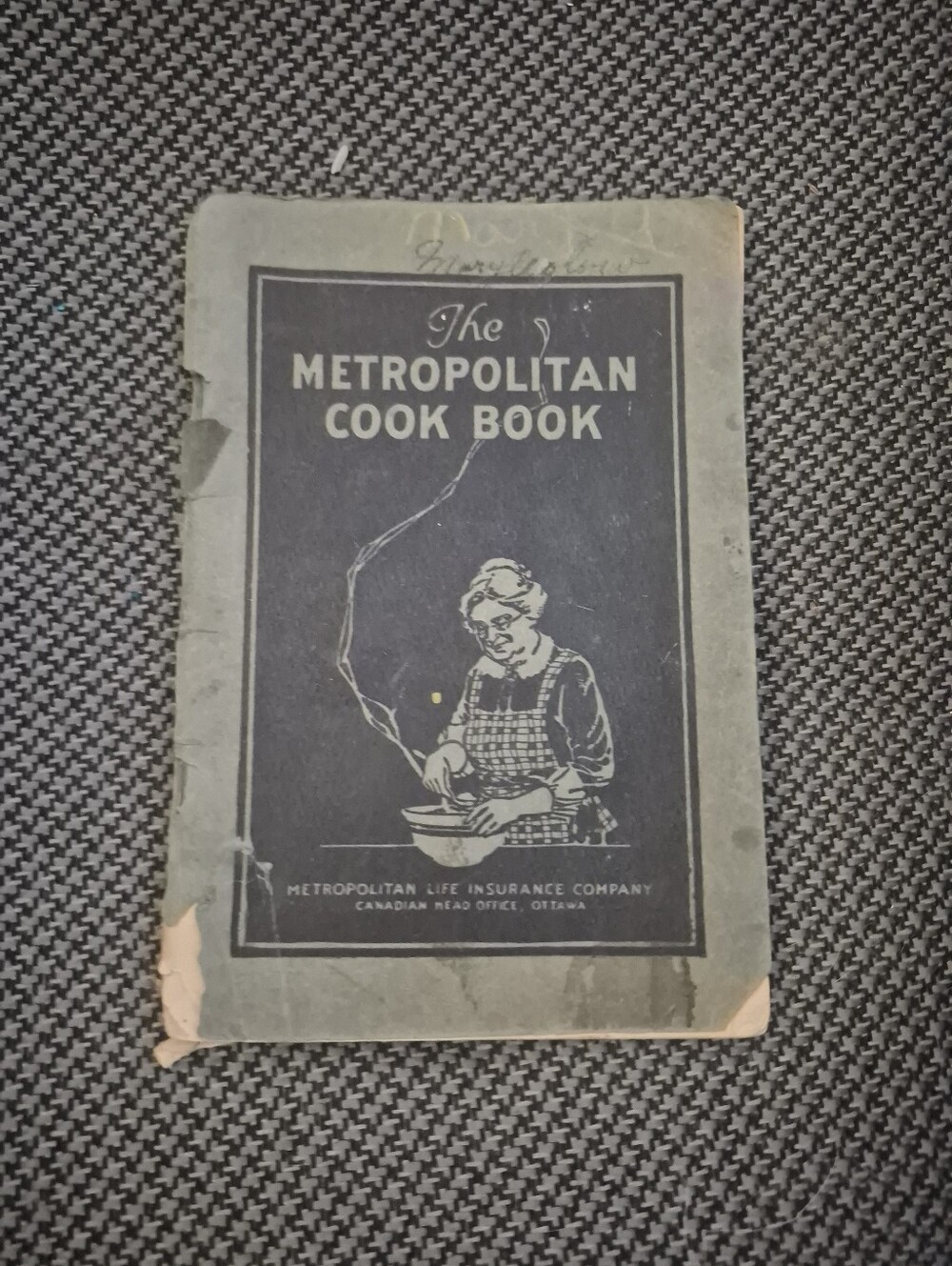 The Metropolitan Cook Book - Vintage Softcover in Gray and Black